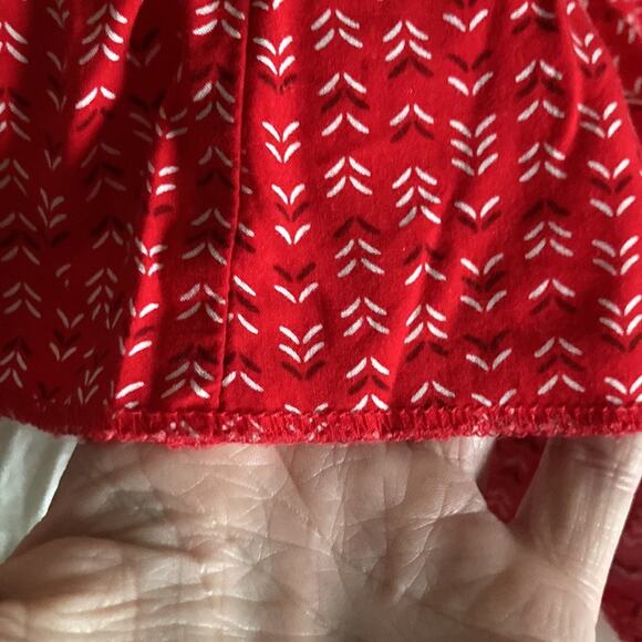 Old Navy Red Pull On Shorts, Size S - Picture 9 of 10